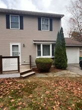 Building Photo - 2 Folly Brook Terrace