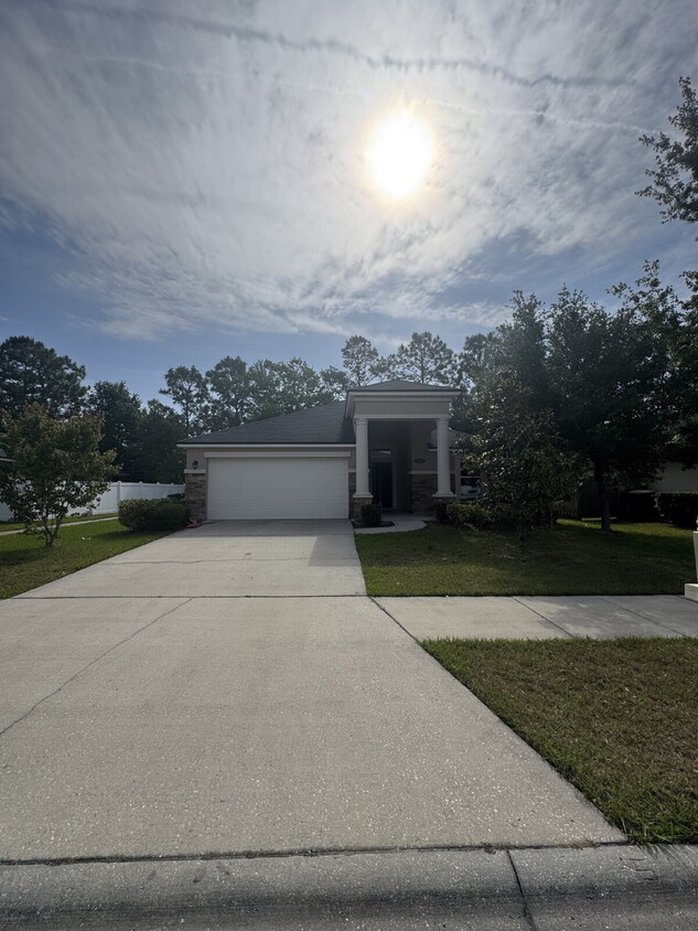 Primary Photo - 4 Bedroom Home in Sandler Chase – Jacksonv...
