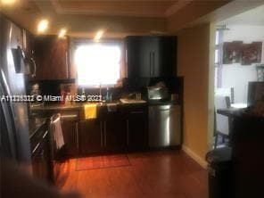 Building Photo - 1301 NE Miami Gardens Dr