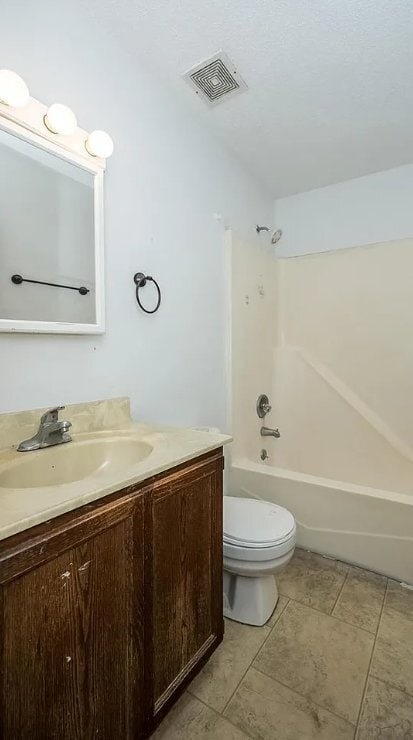 Building Photo - 303 Campus Dr