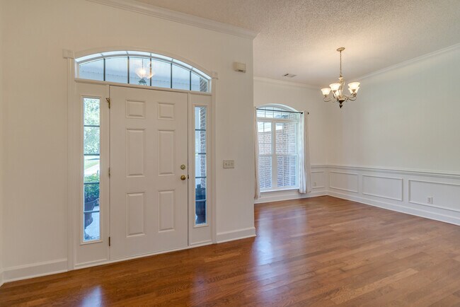 Building Photo - 626 Marsh View Dr