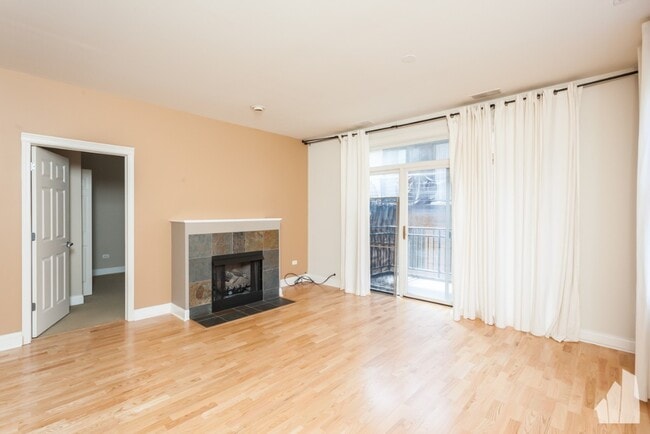 Foto del edificio - 2330 W Saint Paul Ave