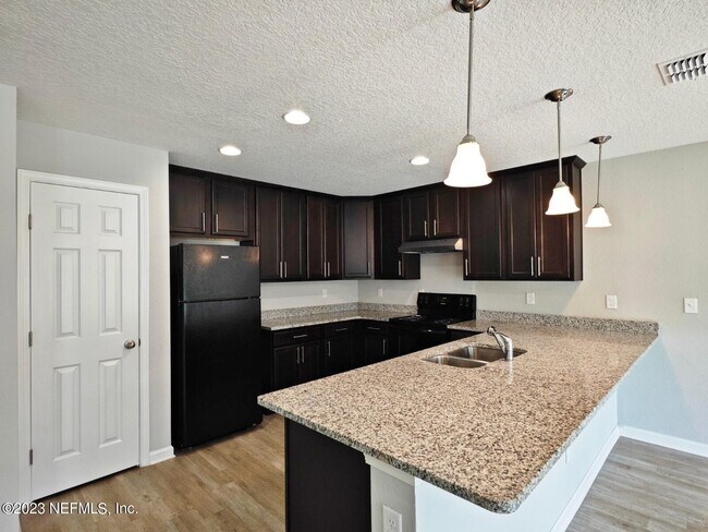 Foto del edificio - 1843 Jefferson Rd