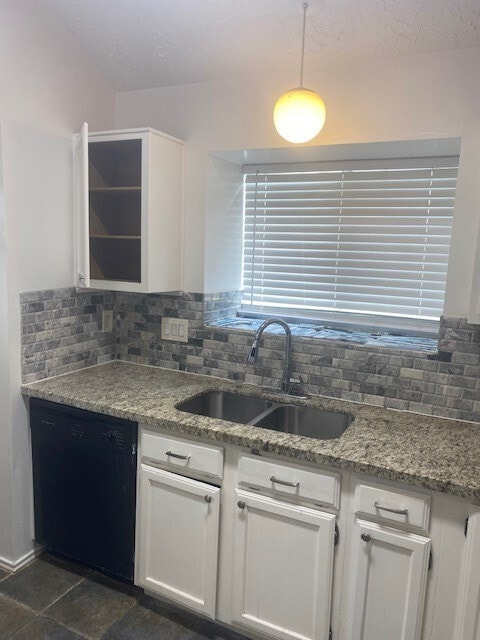 Foto del edificio - 8511 Opalwood Ct