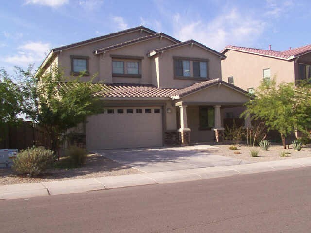 Foto del edificio - Charming 5 Bed 3 Bath Home in good communi...