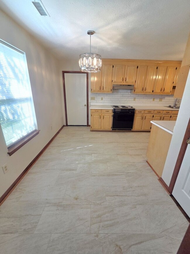 Building Photo - 10 Great Lakes Dr