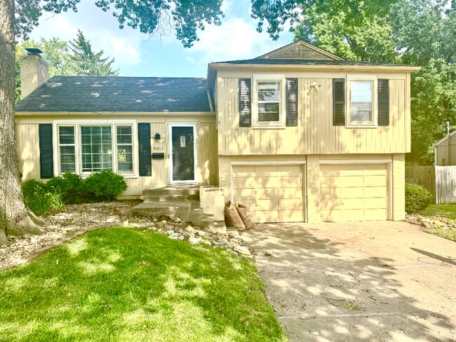 Foto del edificio - 8011 Reinhardt Ln