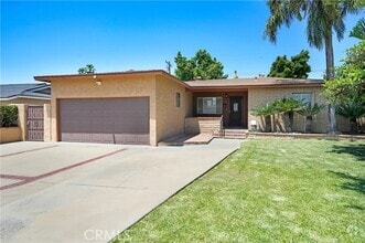 Building Photo - 8204 Klusman Ave