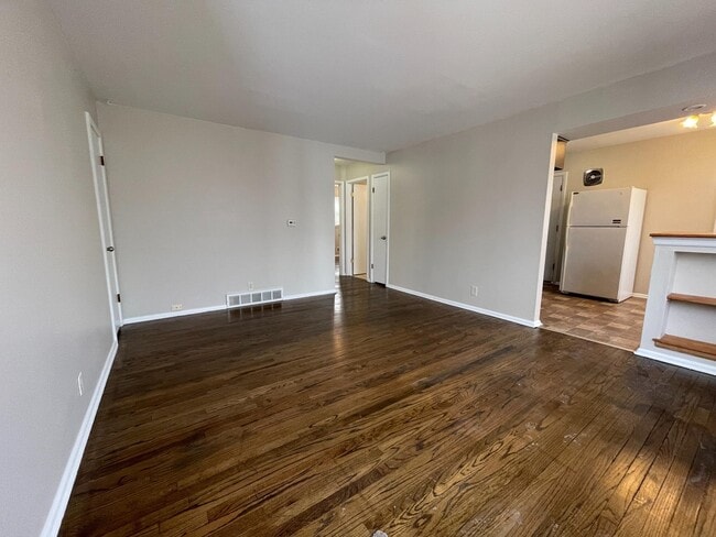 Foto del edificio - 5806 N 76th St