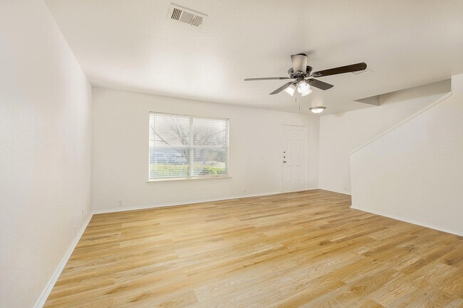 Building Photo - 8529 Prairie Dawn Dr