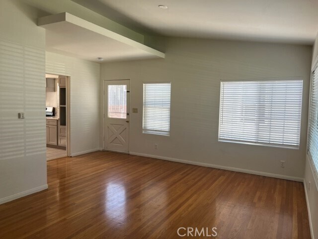 Foto del edificio - 25008 Cypress St