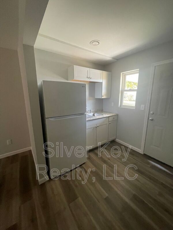 Foto del edificio - 804 Ingleside Ave