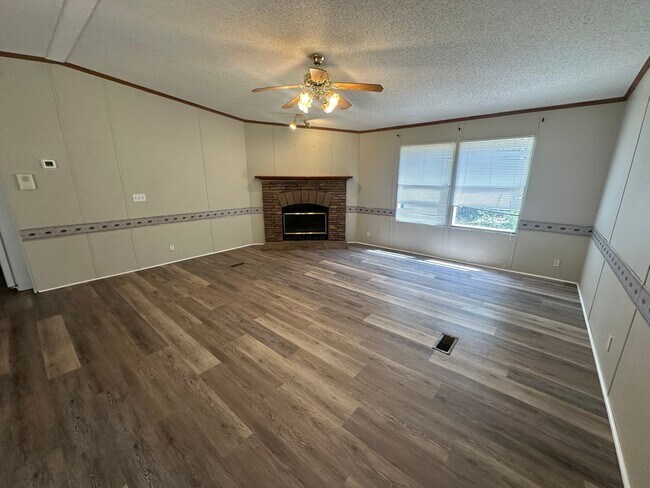 Foto del edificio - 16521 Timberwood