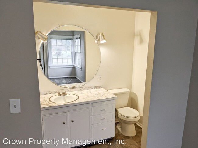 Foto del edificio - 3 br, 1 bath House - 9755 Pageant St