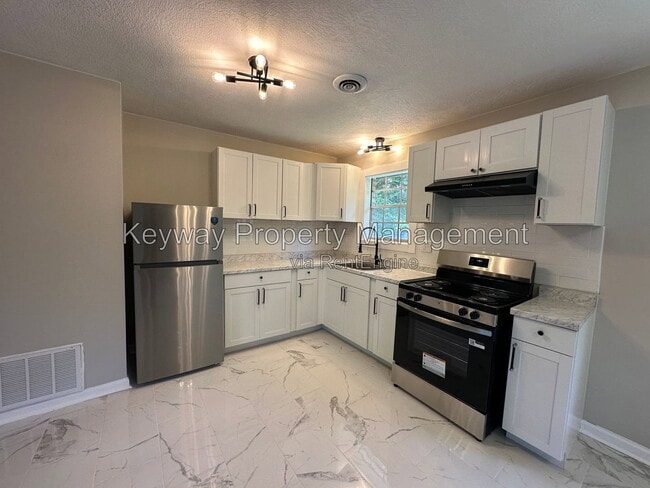Foto del edificio - 3606 Columbine Dr