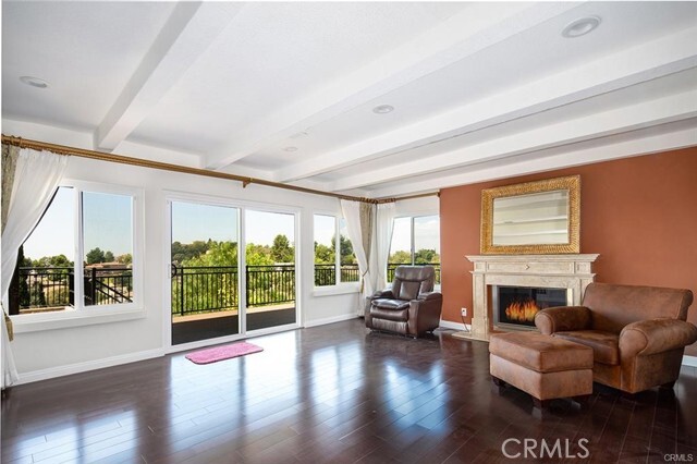 Foto del edificio - 23600 Ridge Line Rd