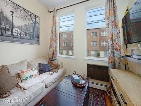 Foto del edificio - 222 Madison St