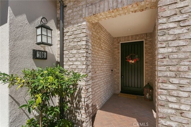 Building Photo - 108 Fisher