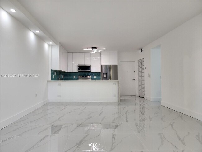 Foto del edificio - 3505 S Ocean Dr