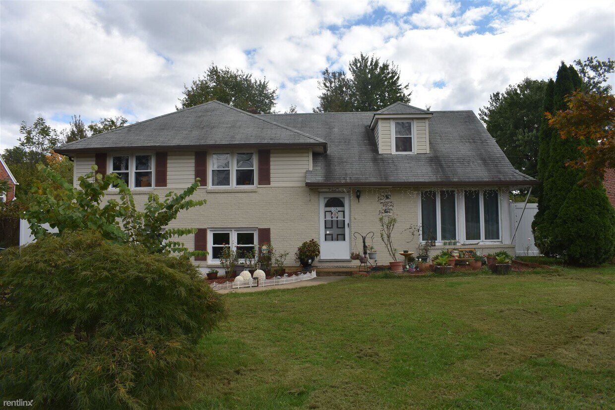 Foto principal - 4 br, 1.5 bath House - 1224 Wilson Road
