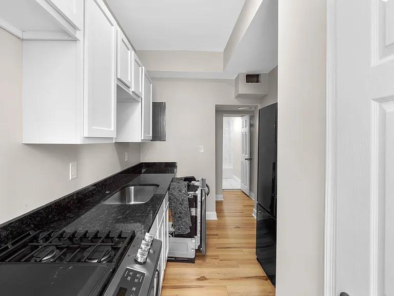 Foto principal - 4111 Liberty Heights Ave