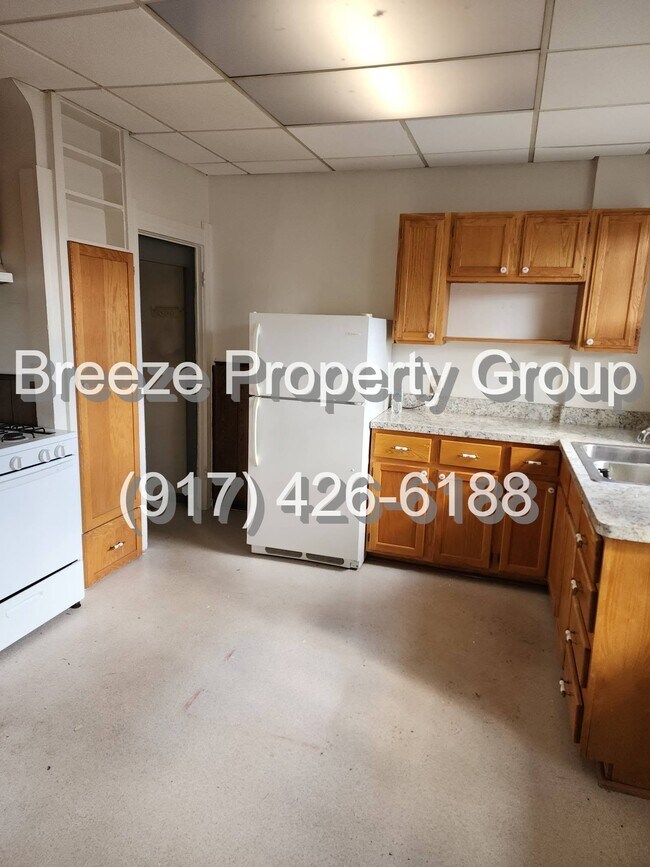 Foto del edificio - 1508 Albert St