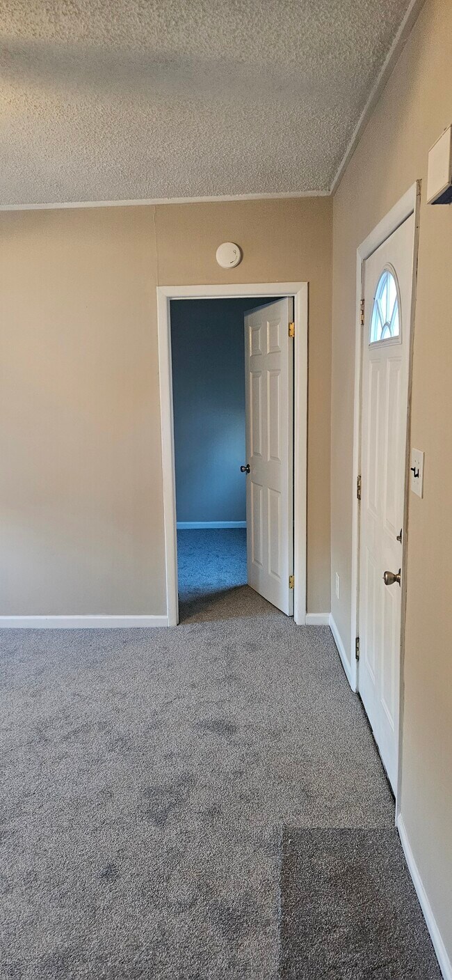 Foto del edificio - 225 Bay Ave