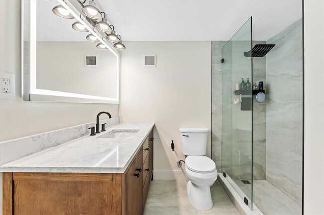 Building Photo - 1200 West Ave