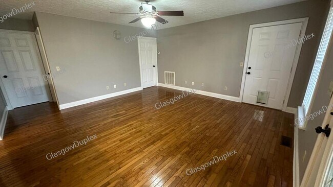 Foto del edificio - 314 Trista Ln