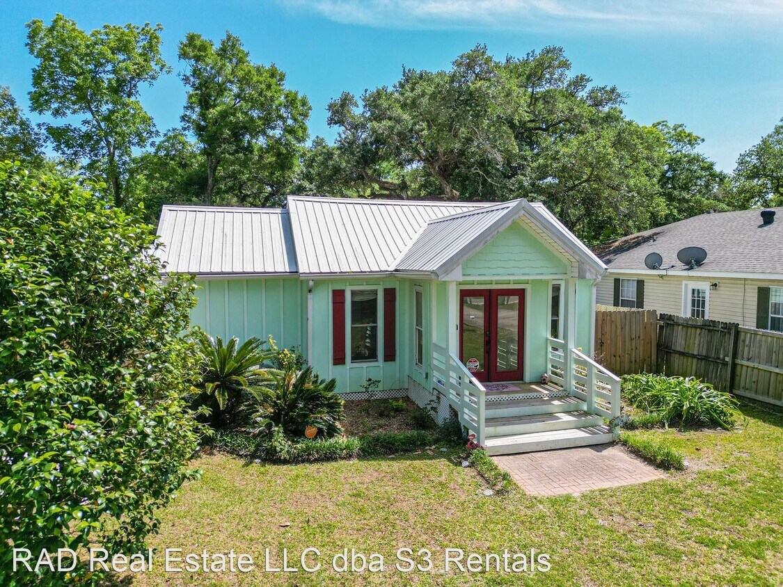 119 23rd St, Gulfport, MS 39507 House Rental in Gulfport, MS