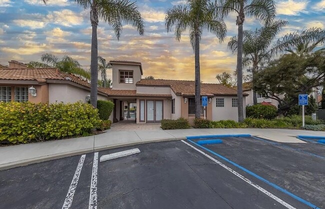 Building Photo - 28107 Caldaro