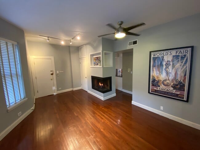 Building Photo - 743 W California Ter