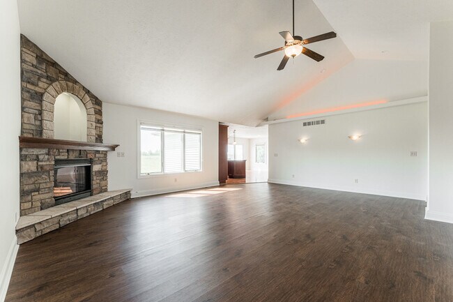 Foto del edificio - 205 Chesterfield Dr