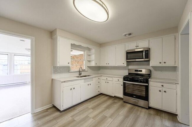 Foto del edificio - 1165 Hill Ave