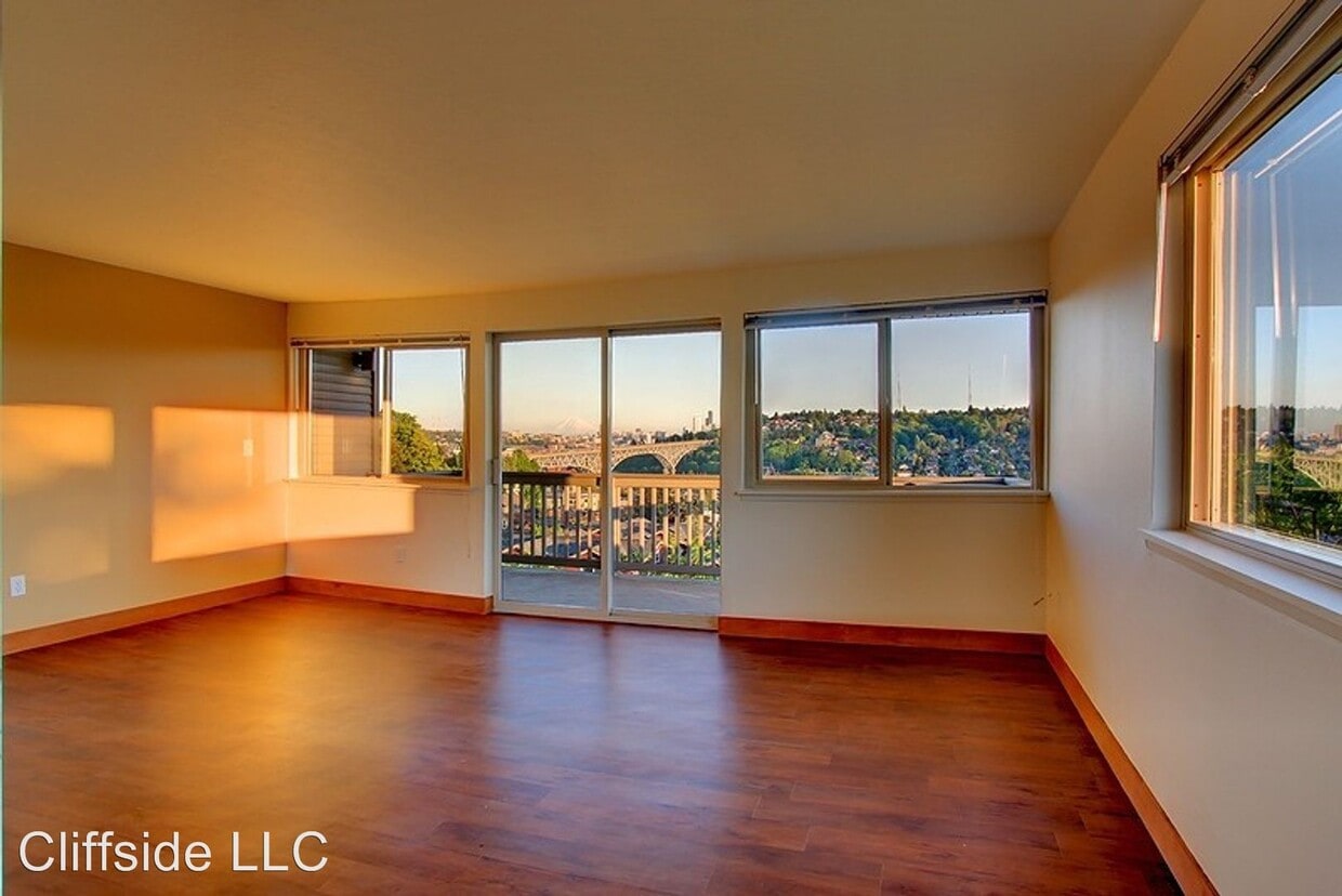 Primary Photo - 519 N Bowdoin Pl