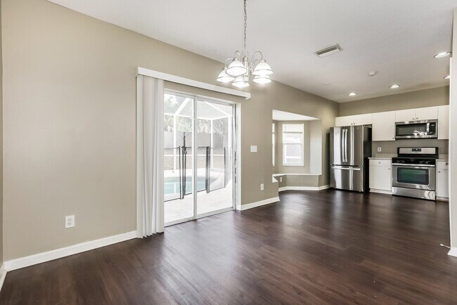 Building Photo - 3002 Summer Cruise Dr