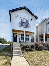 Building Photo - 1107 Walsh St