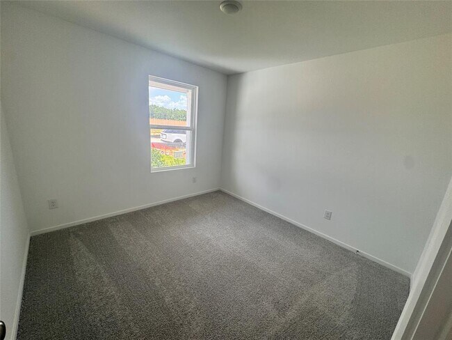 Foto del edificio - 25668 Rose Creek Dr