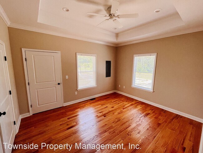 Foto del edificio - 3 br, 2.5 bath House - 115 Mt. Tabor Rd.