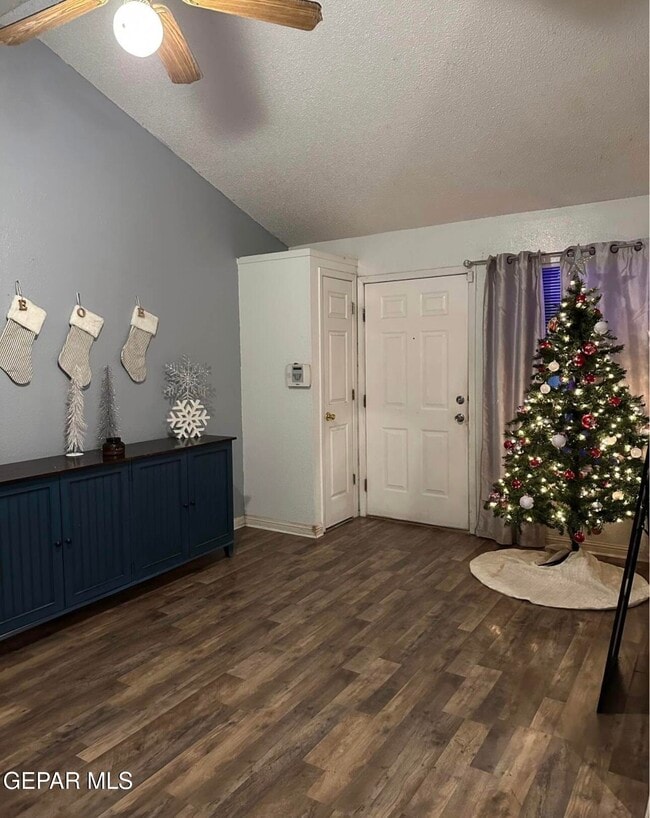 Building Photo - 876 Fragrant Ash Pl