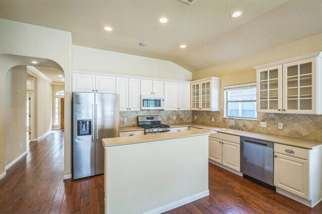 Building Photo - 1513 Discovery Blvd