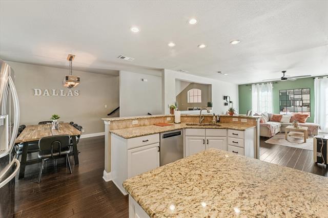 Foto principal - 4007 Brownstone Ct