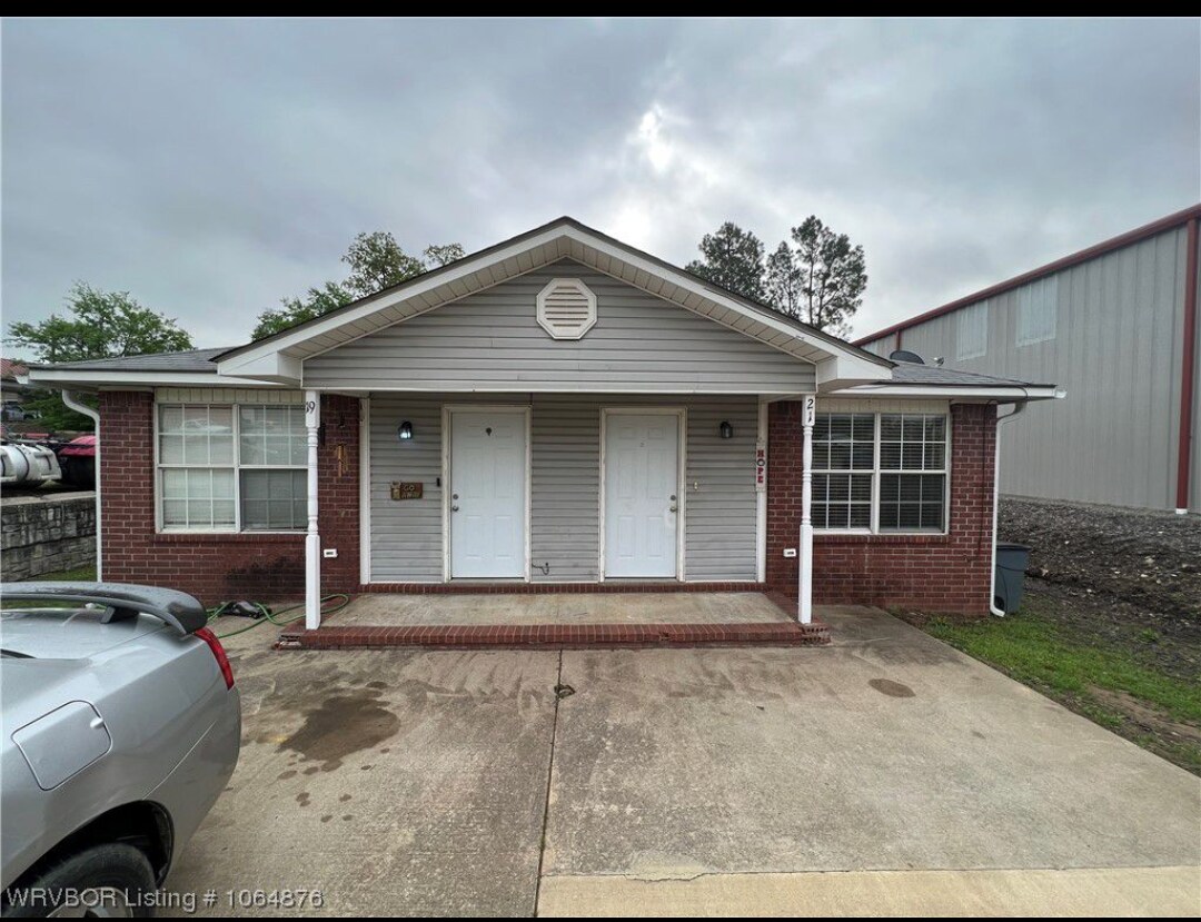 21 S 14th St Unit 21, Van Buren, AR 72956 Apartments in Van Buren, AR