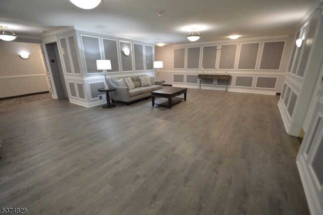 Building Photo - 1 Jenny Lind St