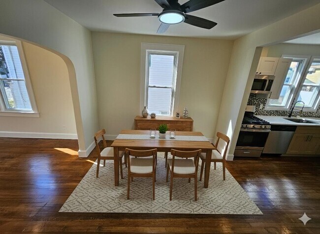 Photo - 244 Centre Ave House