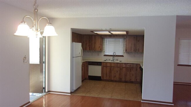 Foto del edificio - 10015 SW 90th Ct