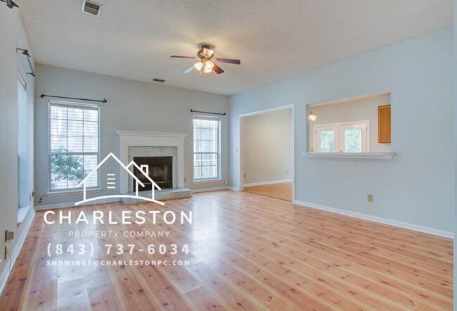 Foto del edificio - 1559 Harborsun Dr