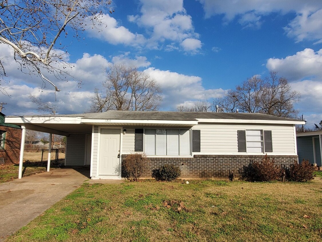 Primary Photo - Nice Home In Swan Lake, Bossier City