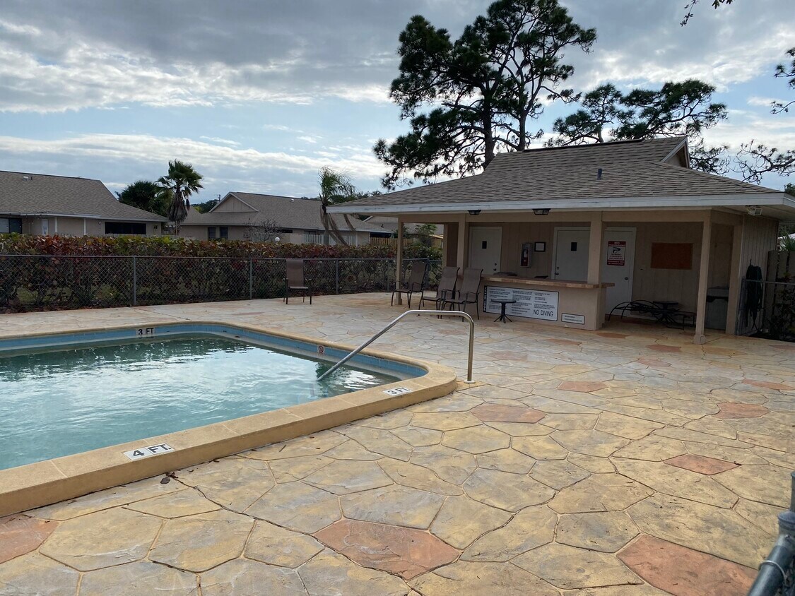 Foto principal - 27600 Southview Drive