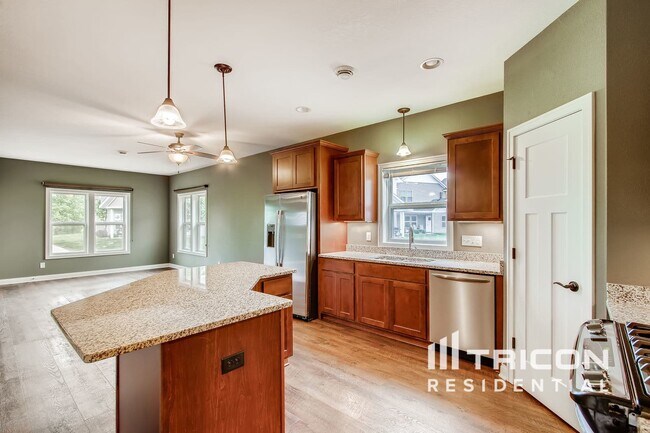 Foto del edificio - 12386 69th Ln NE